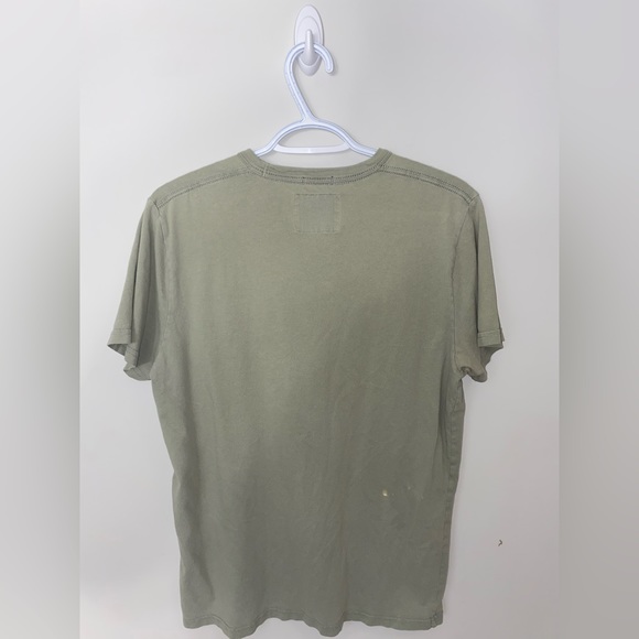 Men’s Hollister t-shirt - Picture 2 of 4